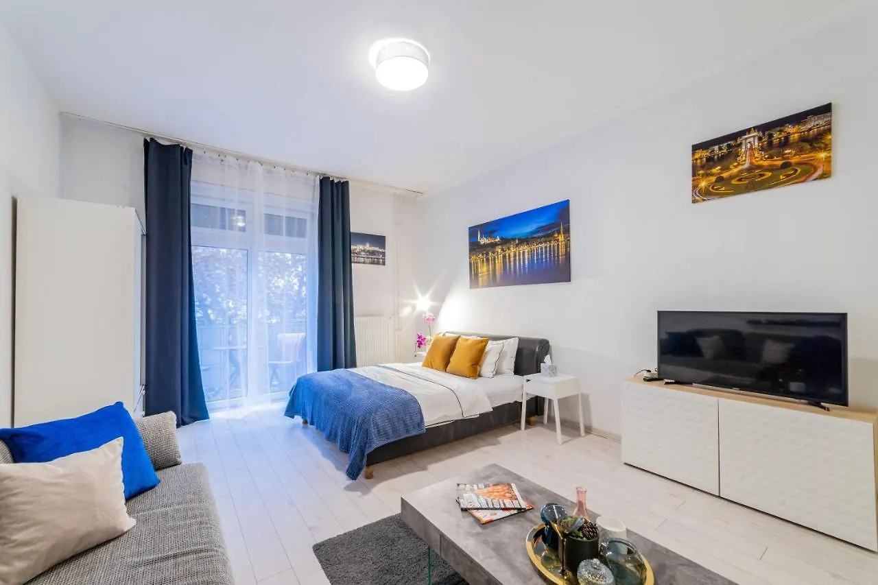 Del Mar Apartment Budapest 0*,