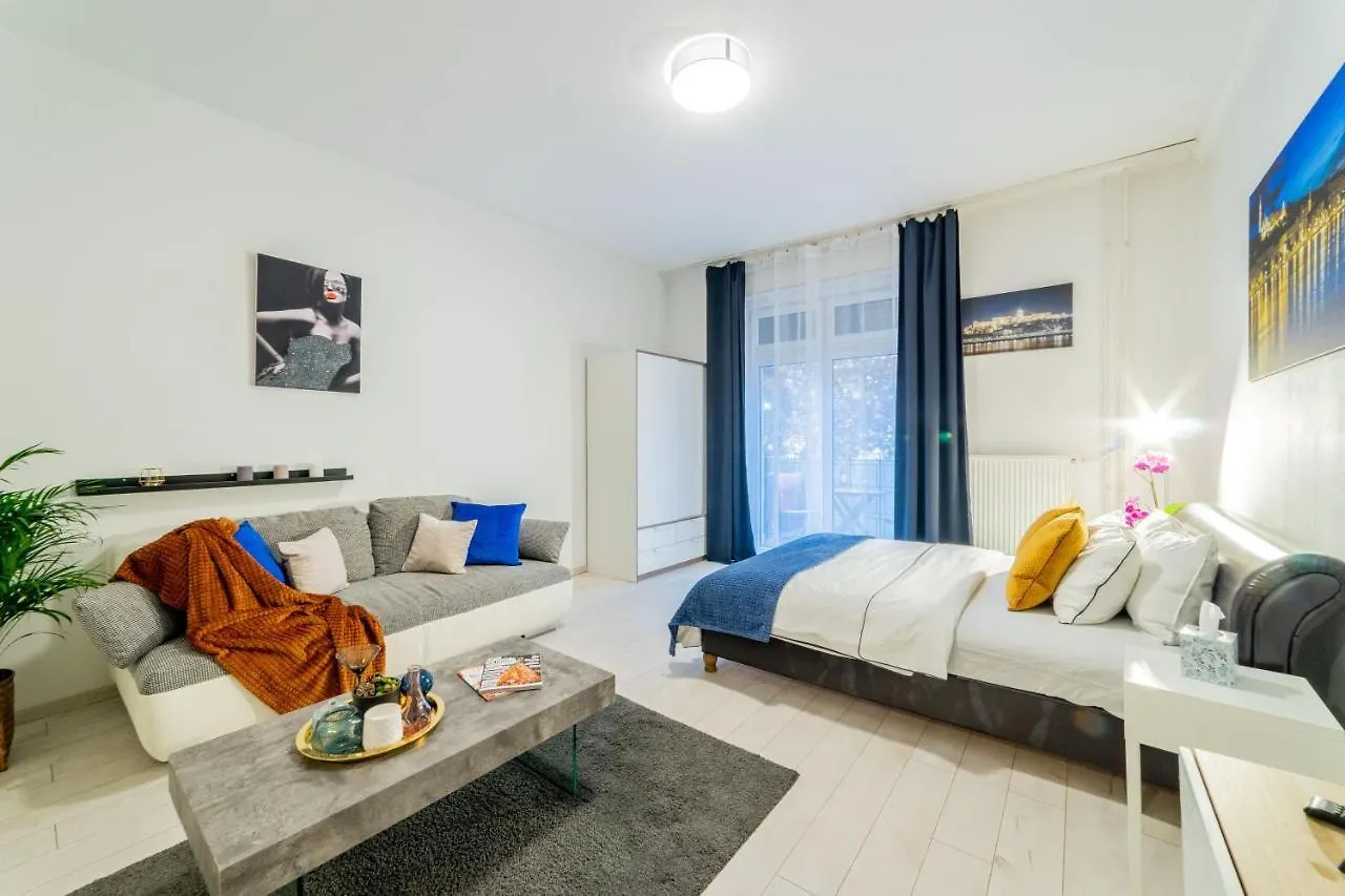 Del Mar Apartment Budapest